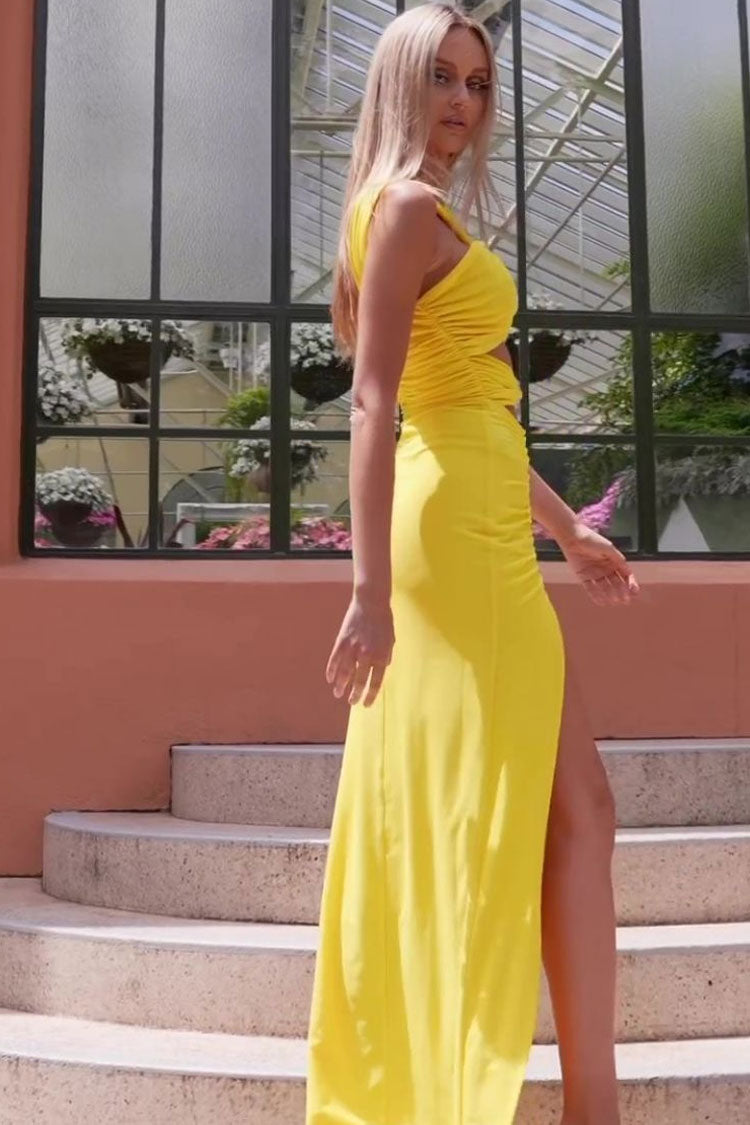 Asymmetrical One Shoulder O Ring Cutout Ruched Split Formal Maxi Dress - Yellow