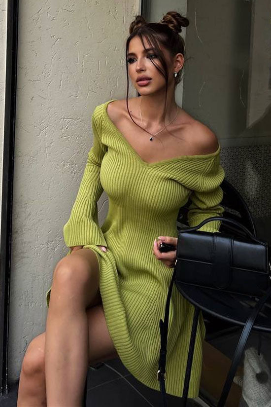 Sexy Deep V Neck Long Sleeve A Line Ribbed Knit Winter Party Mini Dress - Green