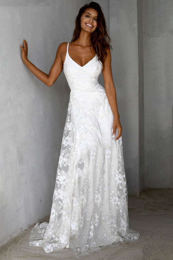 Sexy V Neck Lace Applique A-Line Maxi Beach Wedding Dress - White