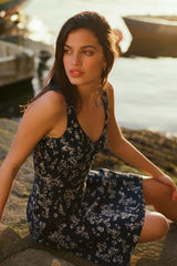 Retro Floral Print V Neck French Sleeveless Midi Sundress - Navy Blue